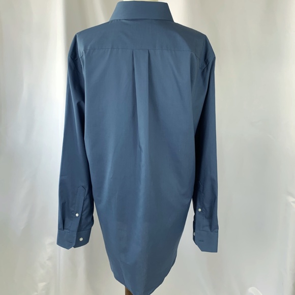 Stafford Travel Easy-Care Blue Long Sleeve Button Down Regular Fit 15 1/2 32-33 - Picture 2 of 5